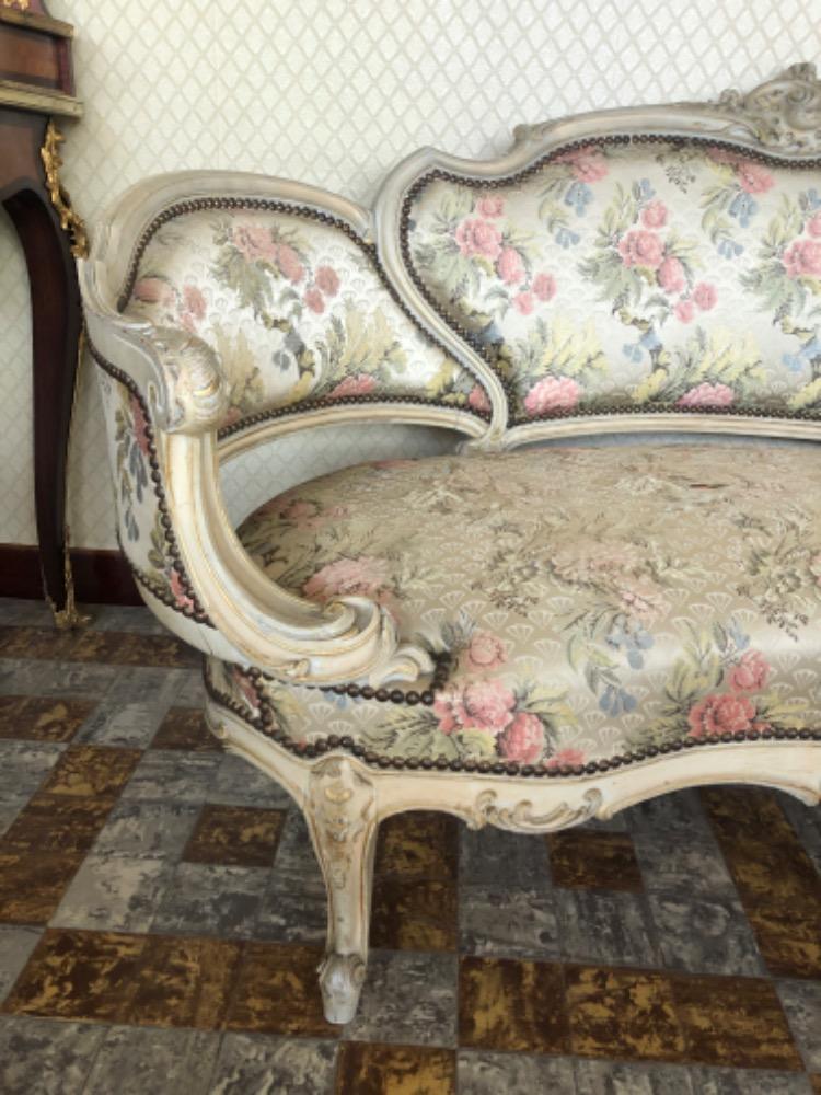 Patinated Louis XV canapé